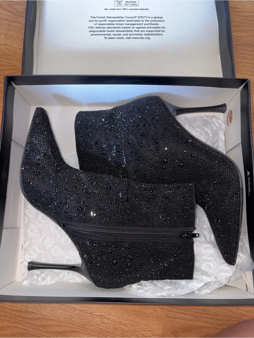 NIB-INC International Concepts Bedazzled heels